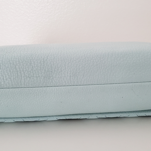 Handbag - Picture 5 of 8